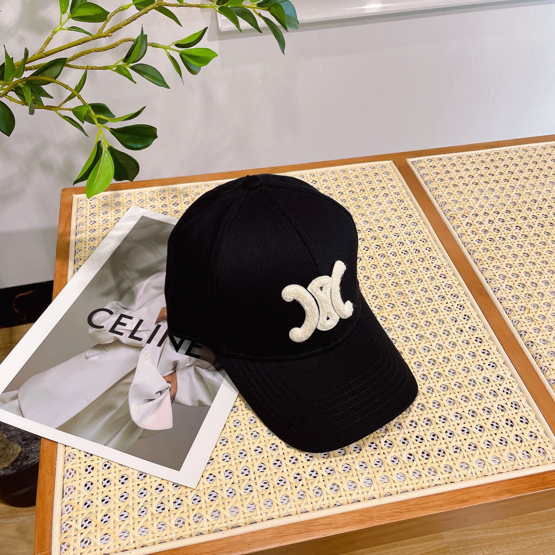 CELINE BASEBALL CAP MODEL 652274 IN BLACK FABRIC