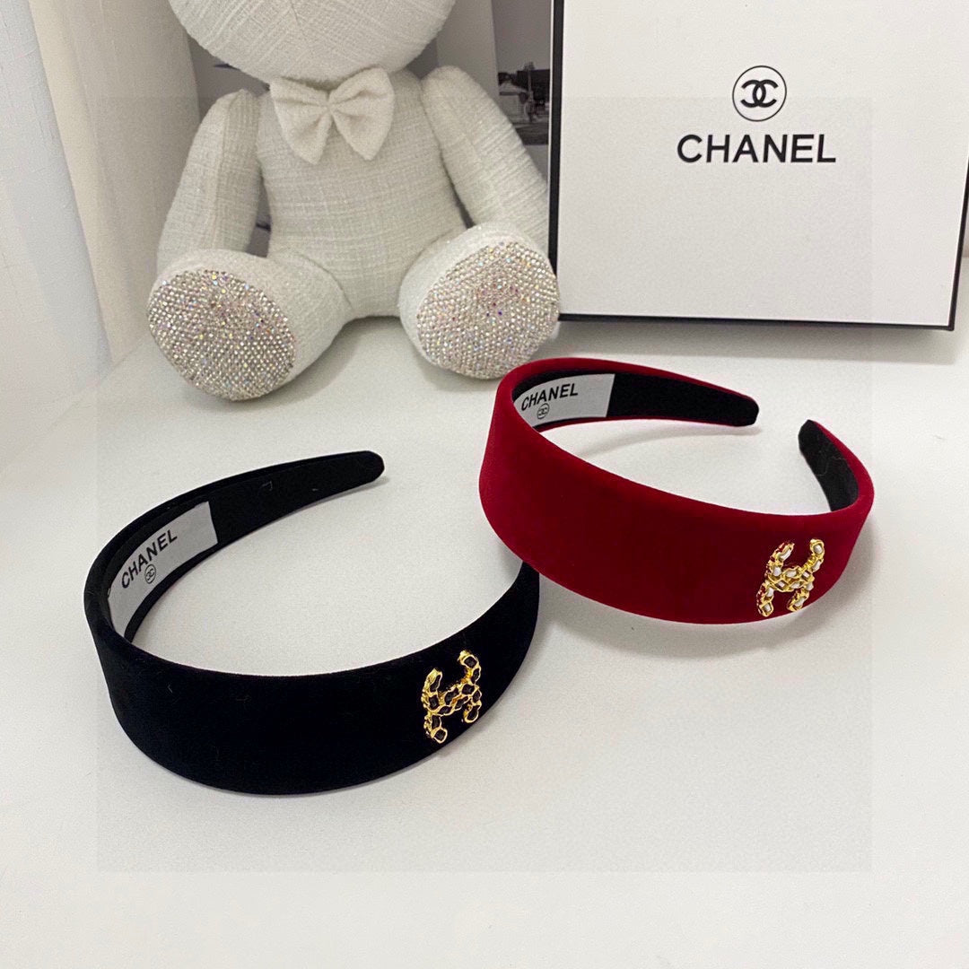 CHANEL RUBY RED VELVET HAIRBAND 832222