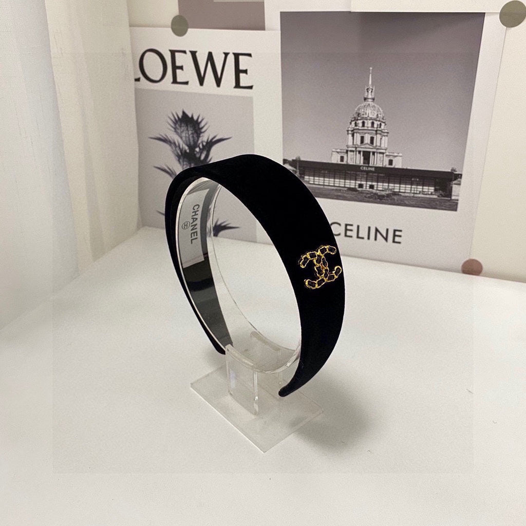 CHANEL BLACK VELVET HAIRBAND 832223