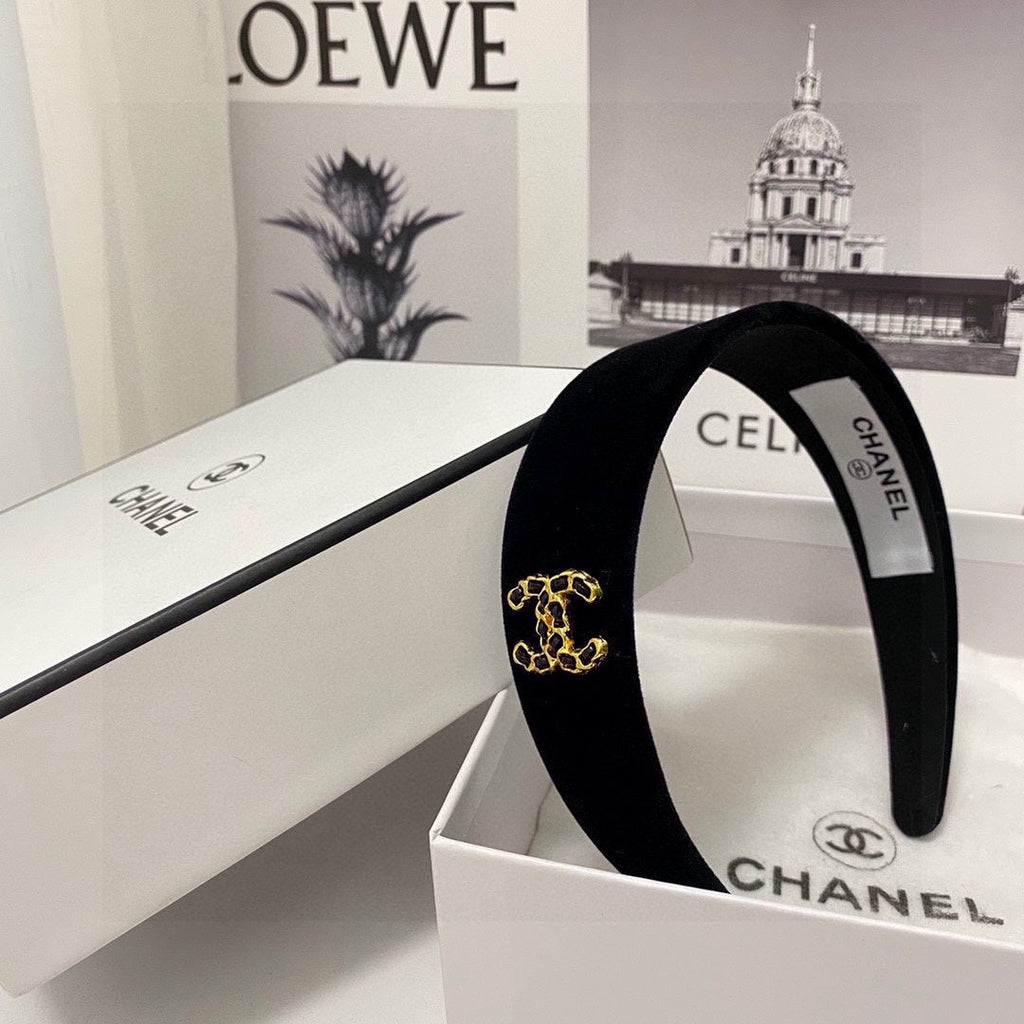 CHANEL BLACK VELVET HAIRBAND 832223