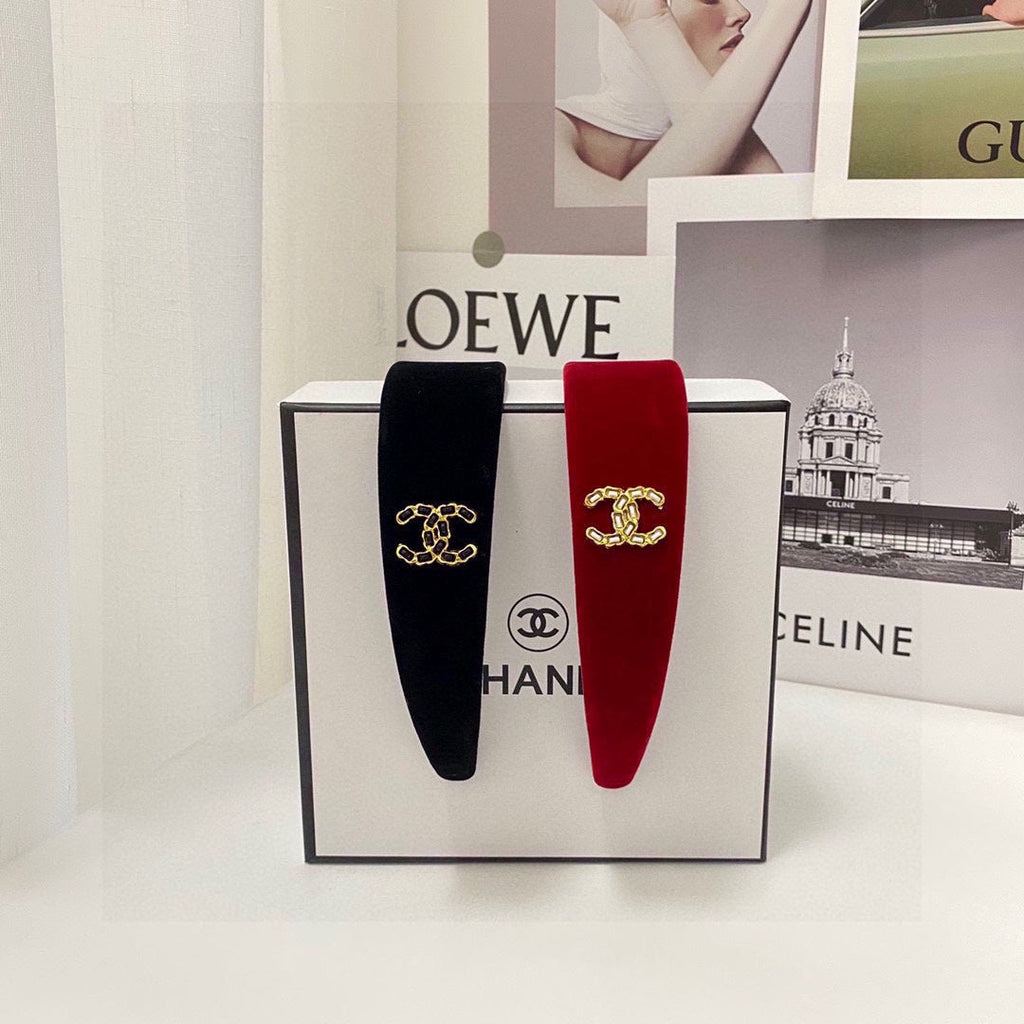 CHANEL BLACK VELVET HAIRBAND 832223
