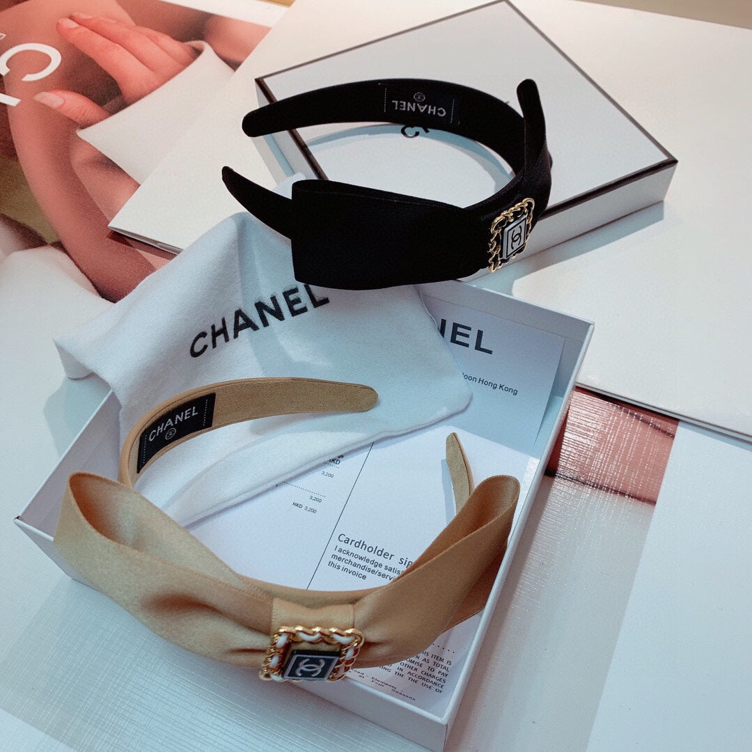 CHANEL CAMEL BEIGE SILK HAIRBAND 832202