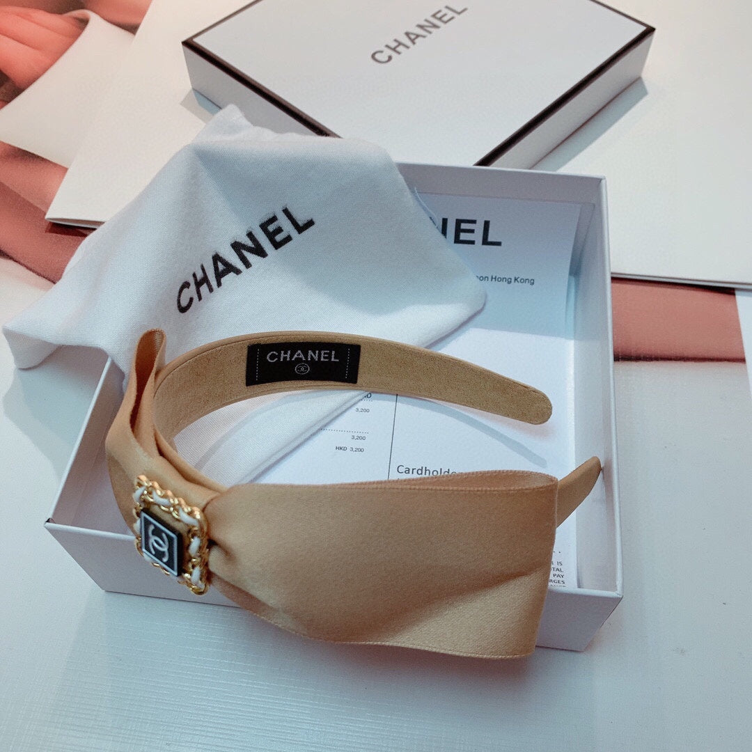 CHANEL CAMEL BEIGE SILK HAIRBAND 832202