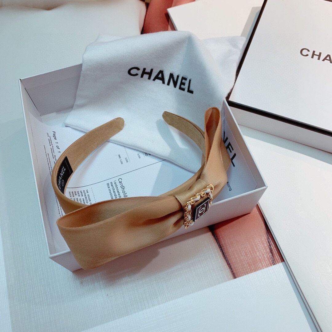 CHANEL CAMEL BEIGE SILK HAIRBAND 832202