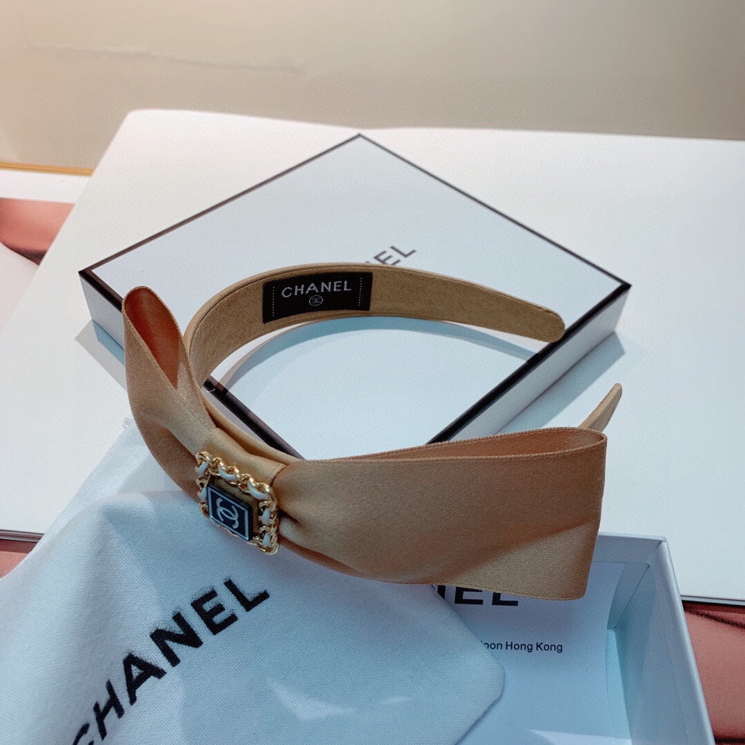 CHANEL CAMEL BEIGE SILK HAIRBAND 832202