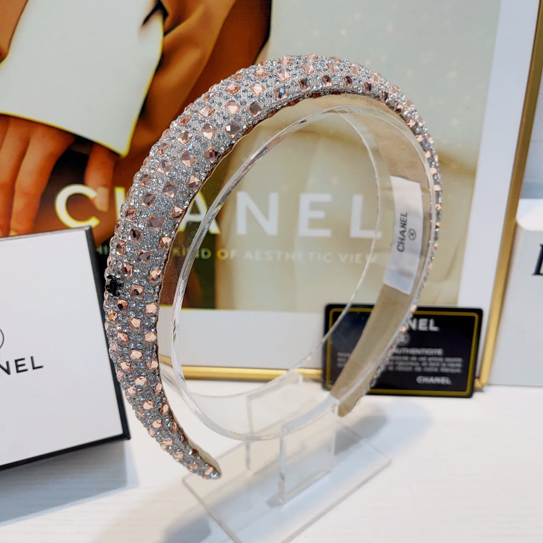 CHANEL COLORFUL CRYSTAL HAIRBAND 925617