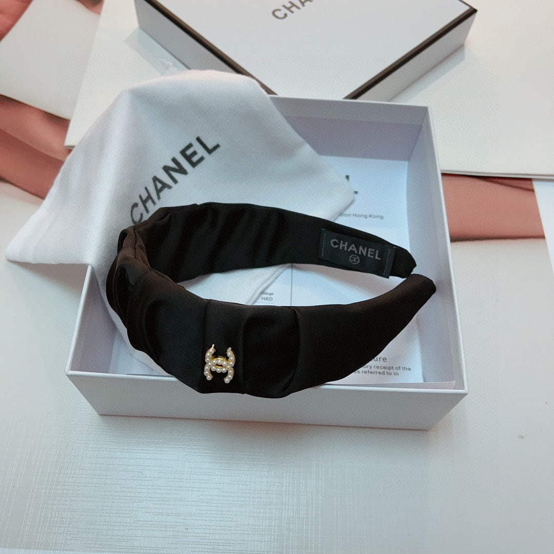 CHANEL BLACK FABRIC HAIRBAND 925661
