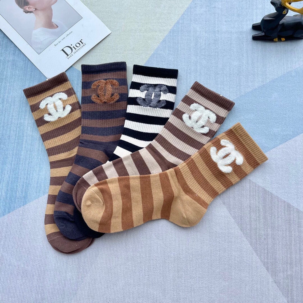 CHANEL CREW SOCKS 420751 (1 BOX )