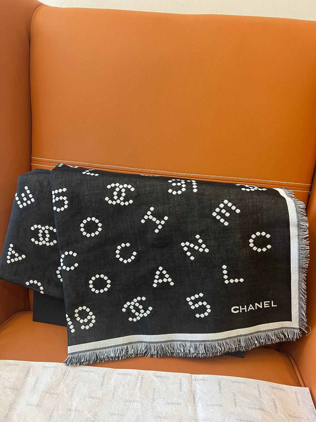 CHANEL 25S SCARF 140 IN WOOL SILK 700811