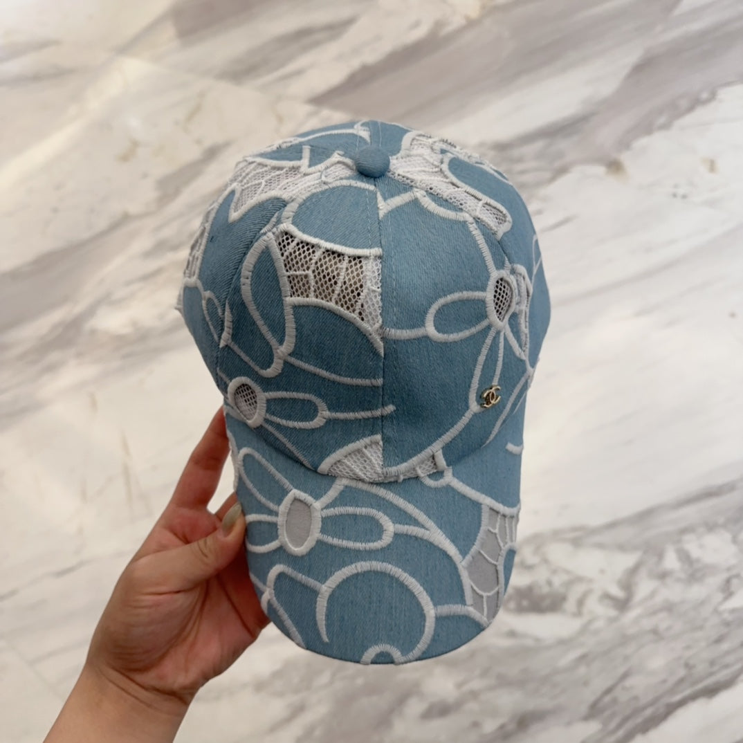 CHANEL LACE FLORAL BASEBALL HAT 672631