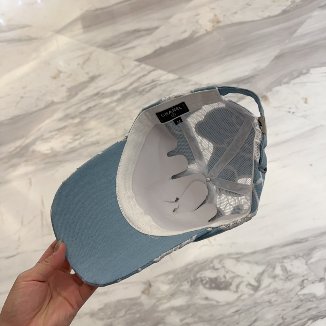 CHANEL LACE FLORAL BASEBALL HAT 672631