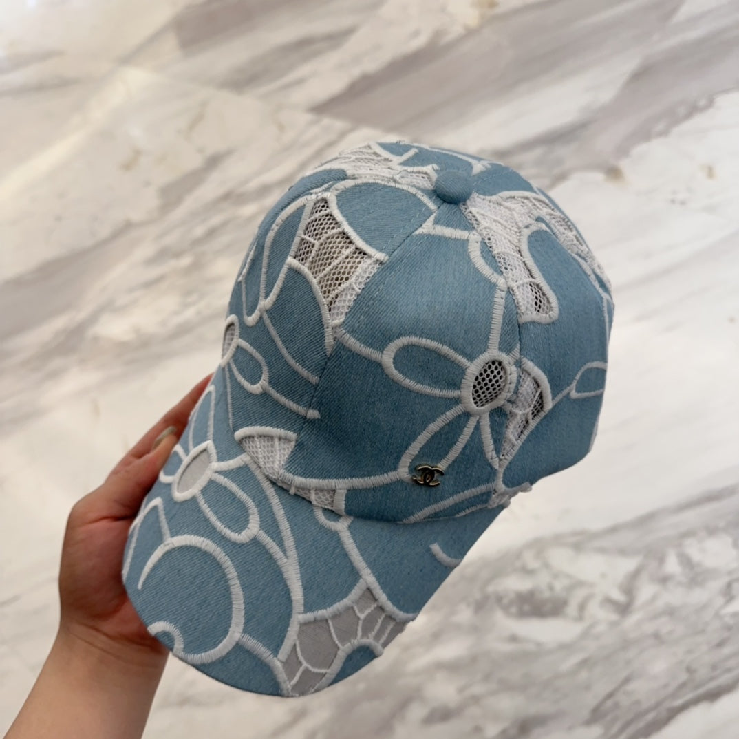 CHANEL LACE FLORAL BASEBALL HAT 672631