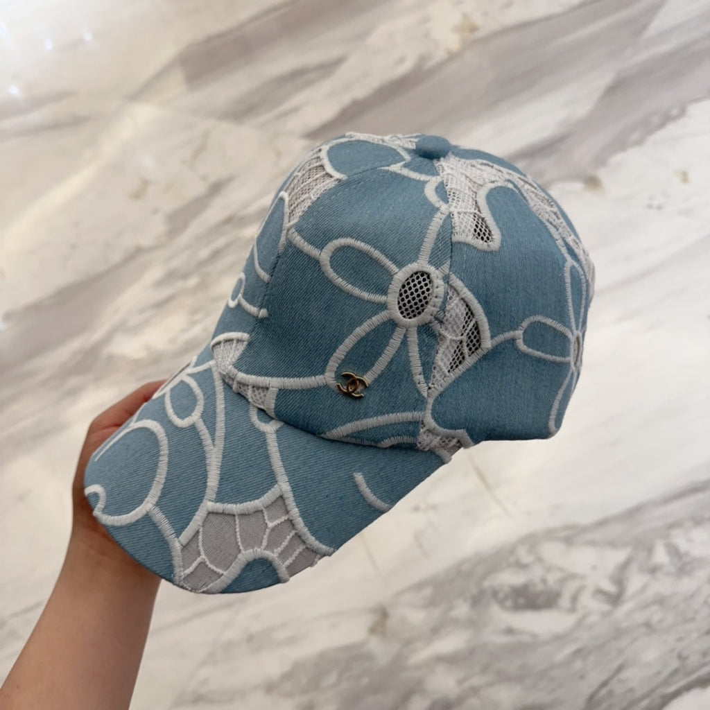 CHANEL LACE FLORAL BASEBALL HAT 672631