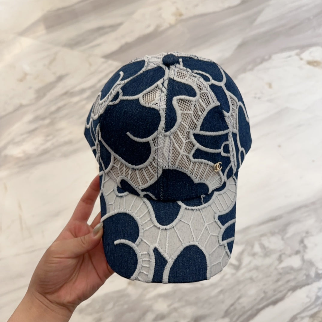 CHANEL LACE FLORAL BASEBALL HAT 672632