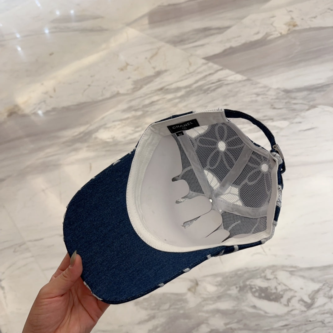 CHANEL LACE FLORAL BASEBALL HAT 672632