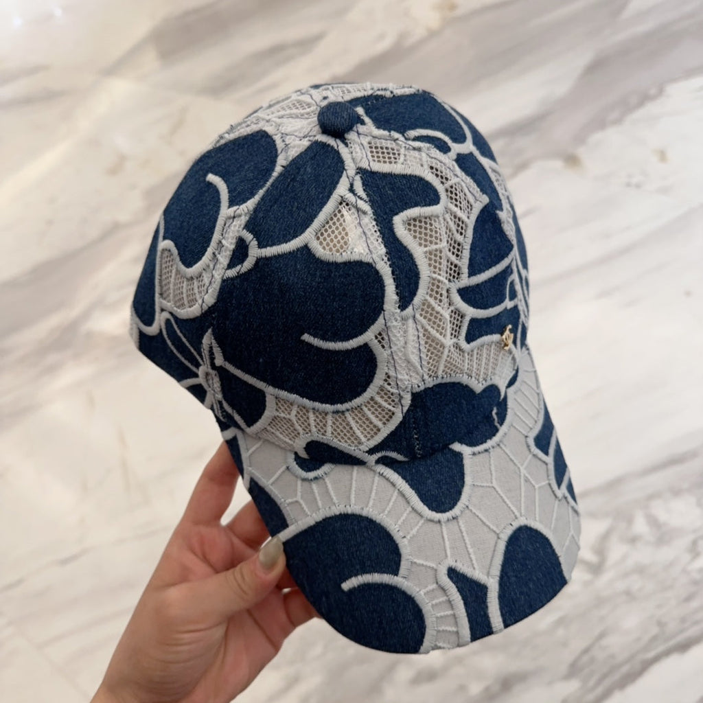 CHANEL LACE FLORAL BASEBALL HAT 672632