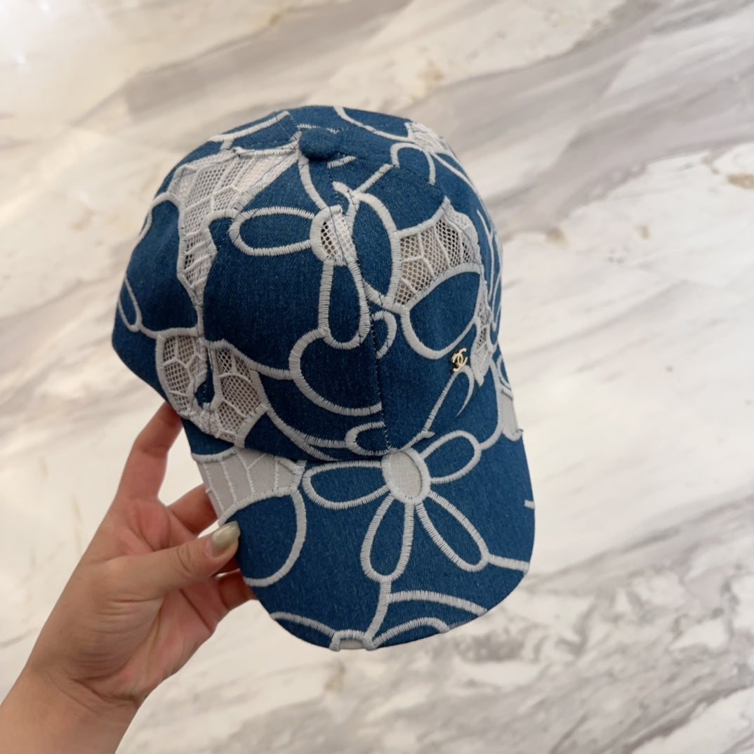 CHANEL LACE FLORAL BASEBALL HAT 672633