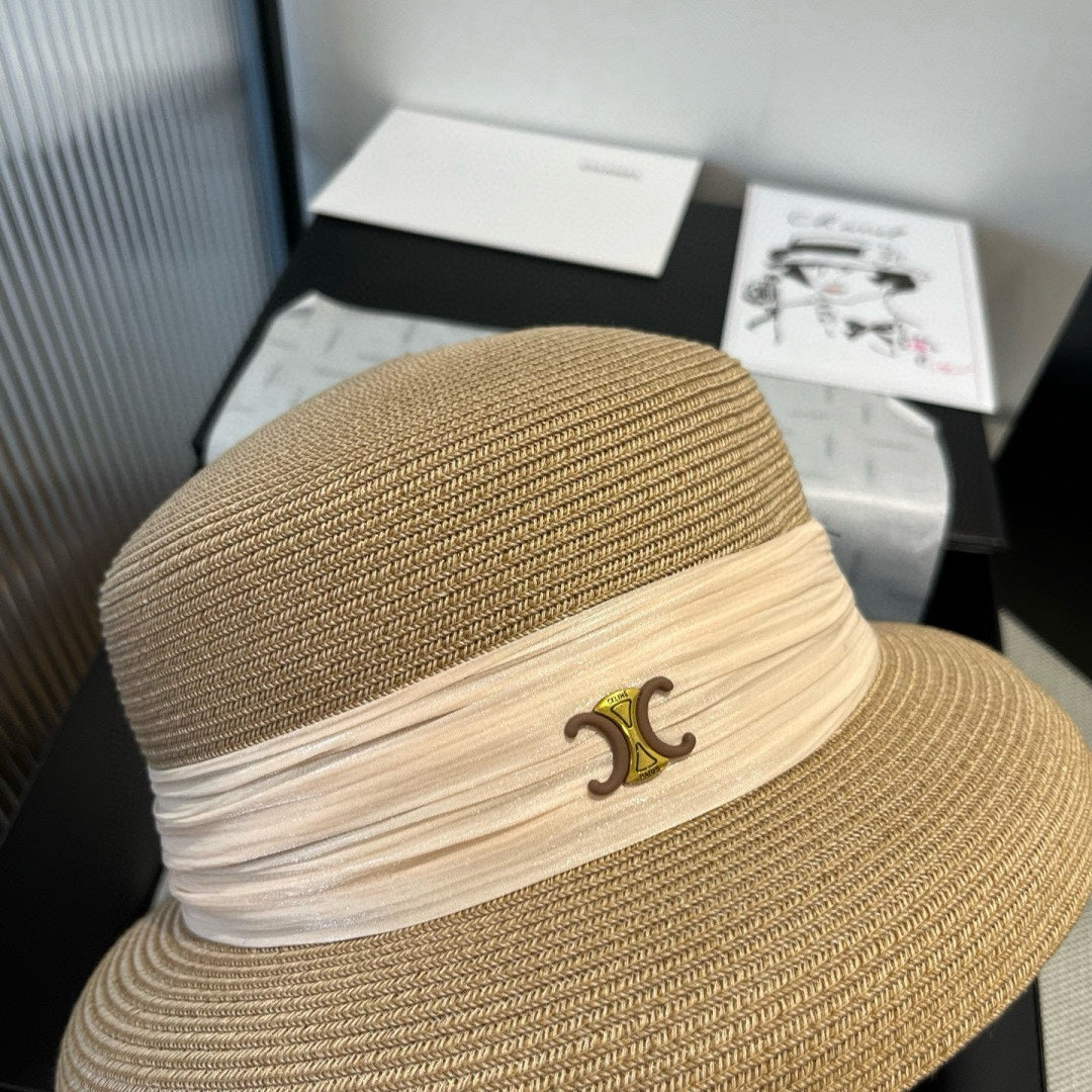 CELINE SMALL BRIM HAT MODEL 650348 IN BEIGE WOVEN STRAW