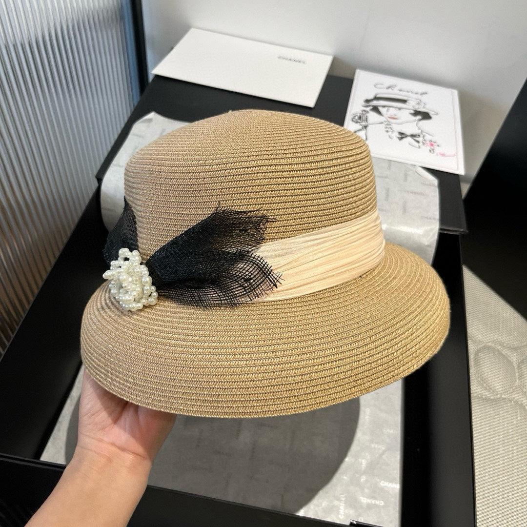 CELINE SMALL BRIM HAT MODEL 650348 IN BEIGE WOVEN STRAW