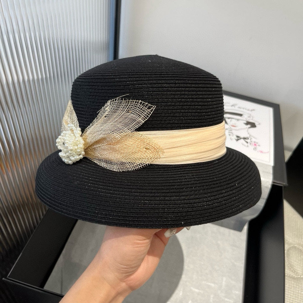 CELINE SMALL BRIM HAT MODEL 650349 IN BLACK WOVEN STRAW