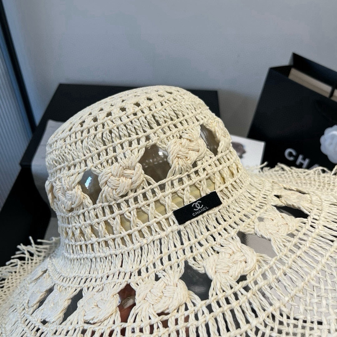 CHANEL BOHEMIAN SUN HAT WHITE 673919