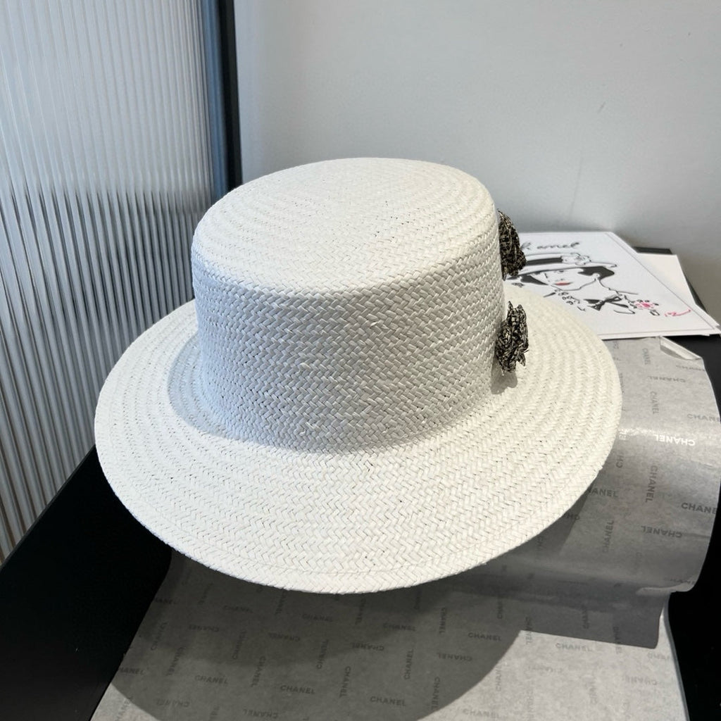 CHANEL FLAT STRAW HAT WHITE FLOWER ATTACHMENT 673931