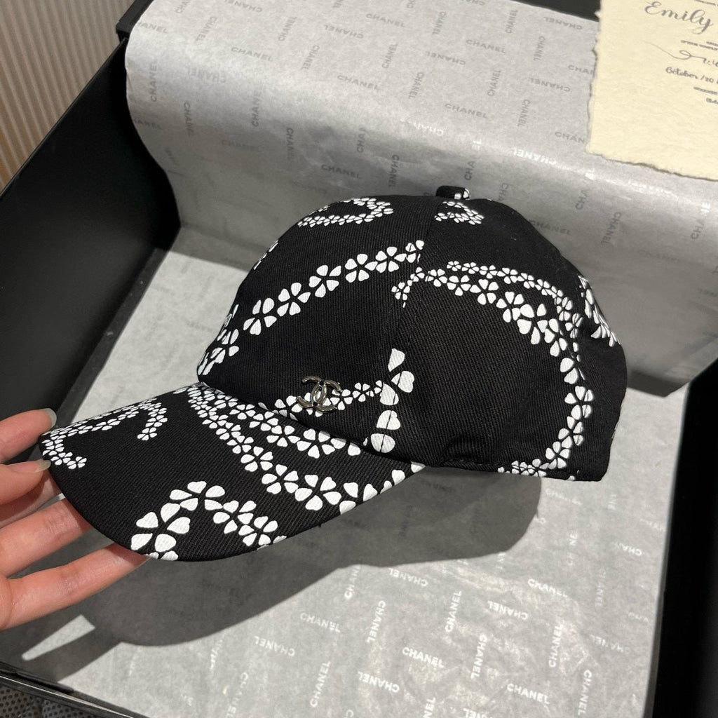CHANEL BASEBALL HAT BLACK PATTERN 674031