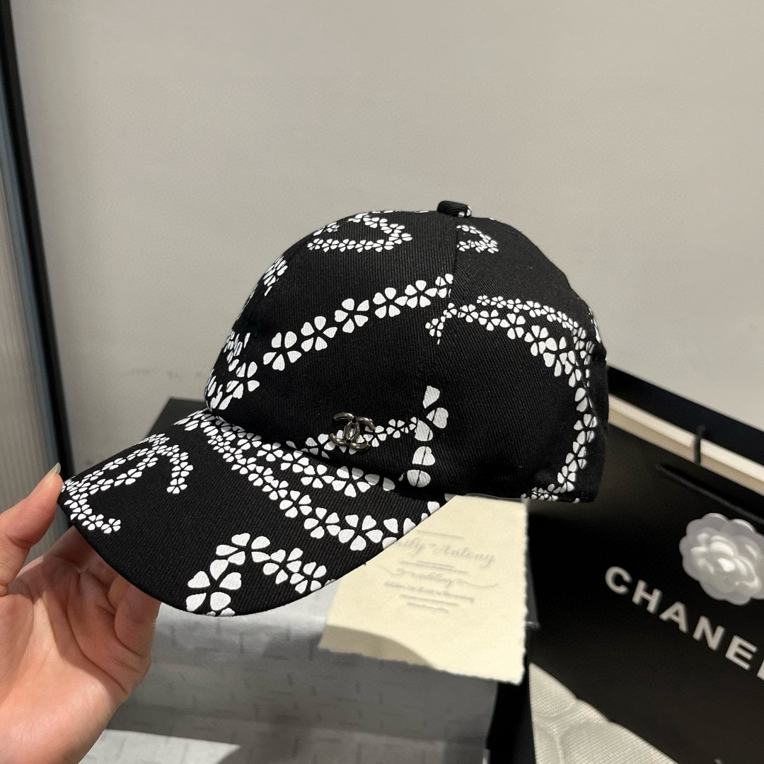 CHANEL BASEBALL HAT BLACK PATTERN 674031