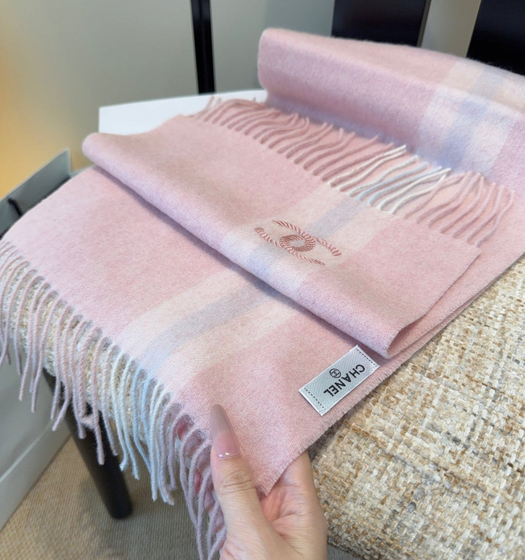 CHANEL 25S SCARF 180 CM IN CASHMERE 942892