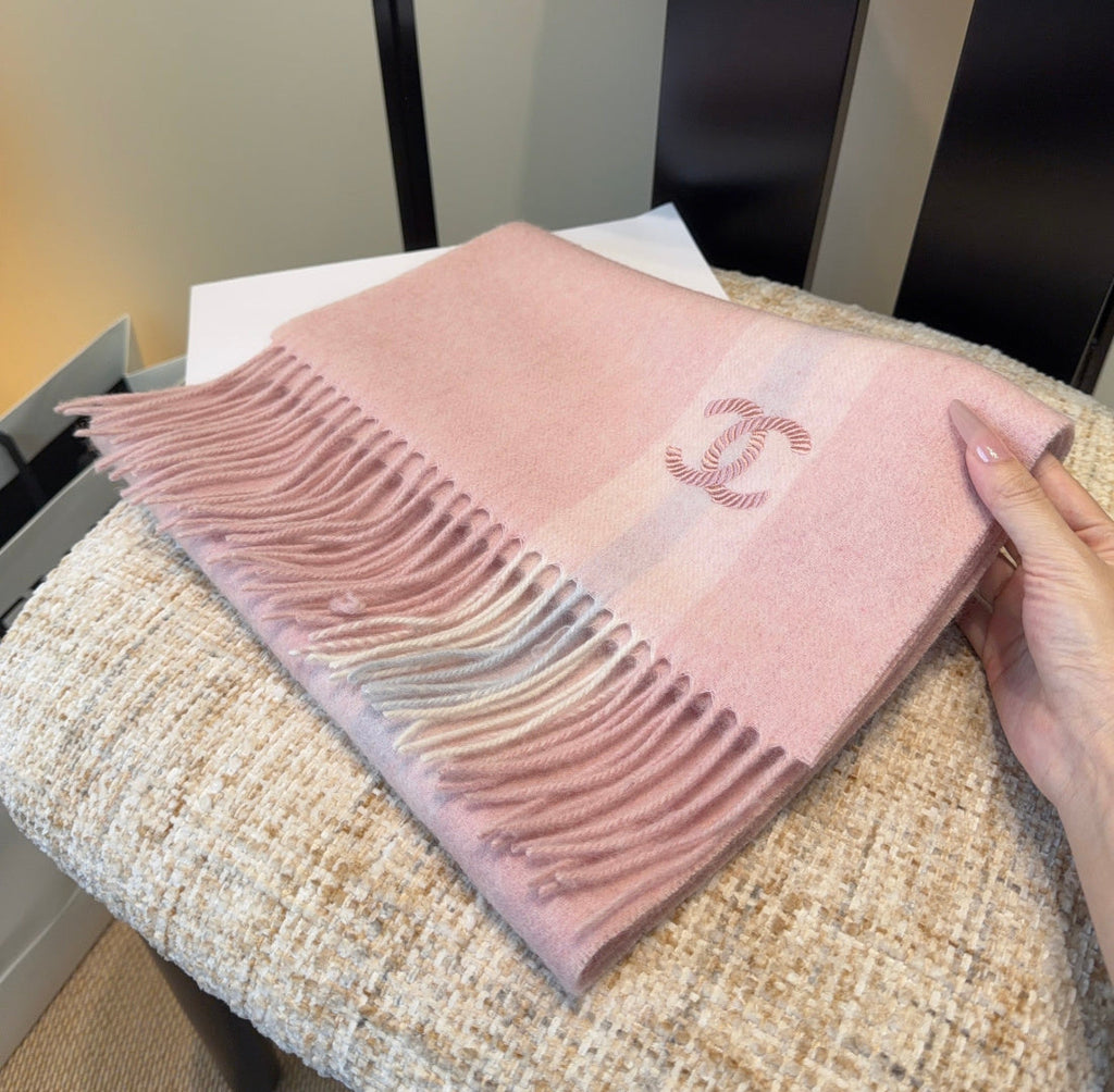 CHANEL 25S SCARF 180 CM IN CASHMERE 942892