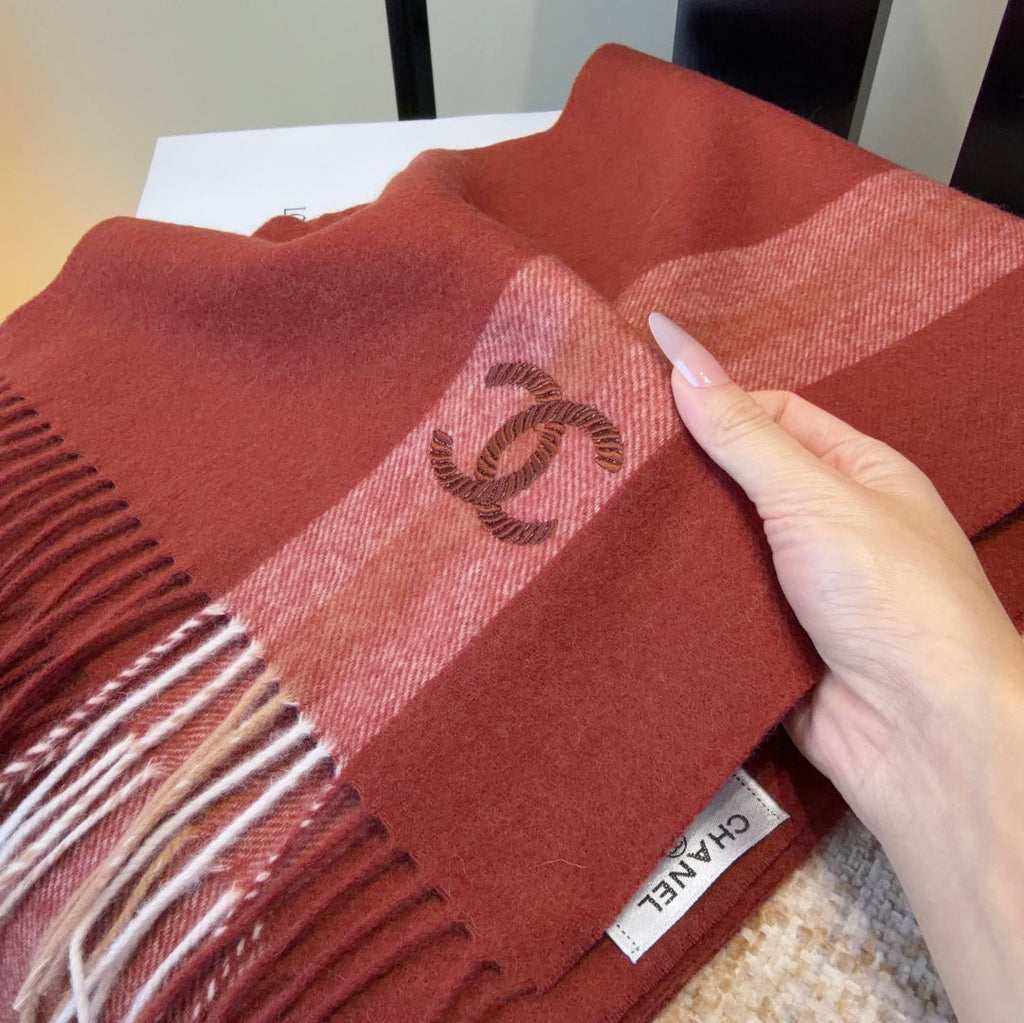 CHANEL 25S SCARF 180 CM IN CASHMERE 942893
