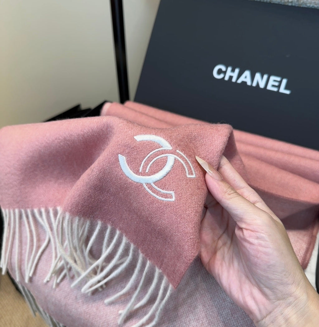 CHANEL 25S SCARF 180 IN CASHMERE 989787