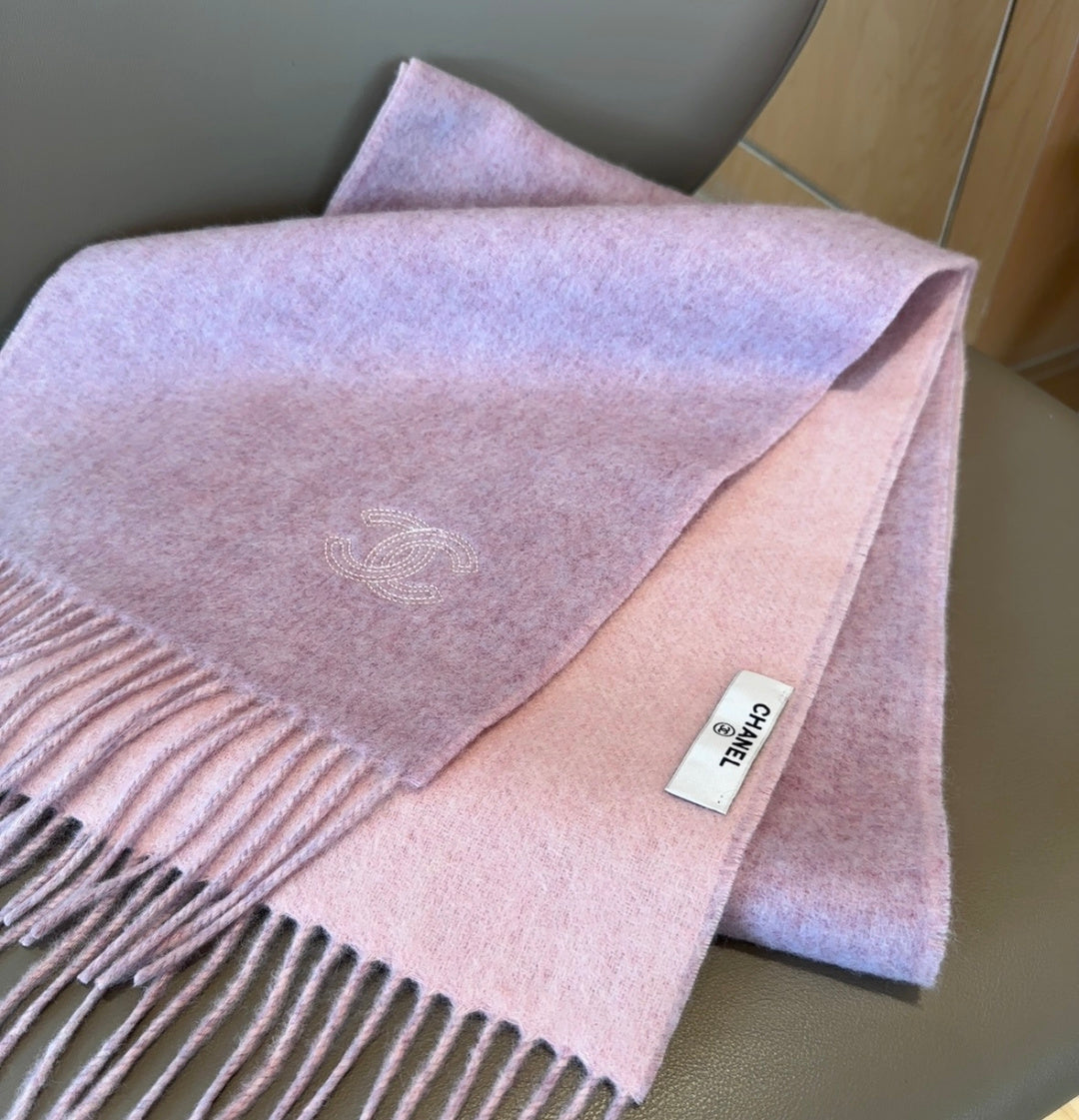 CHANEL 25S SCARF 180 IN CASHMERE 989817
