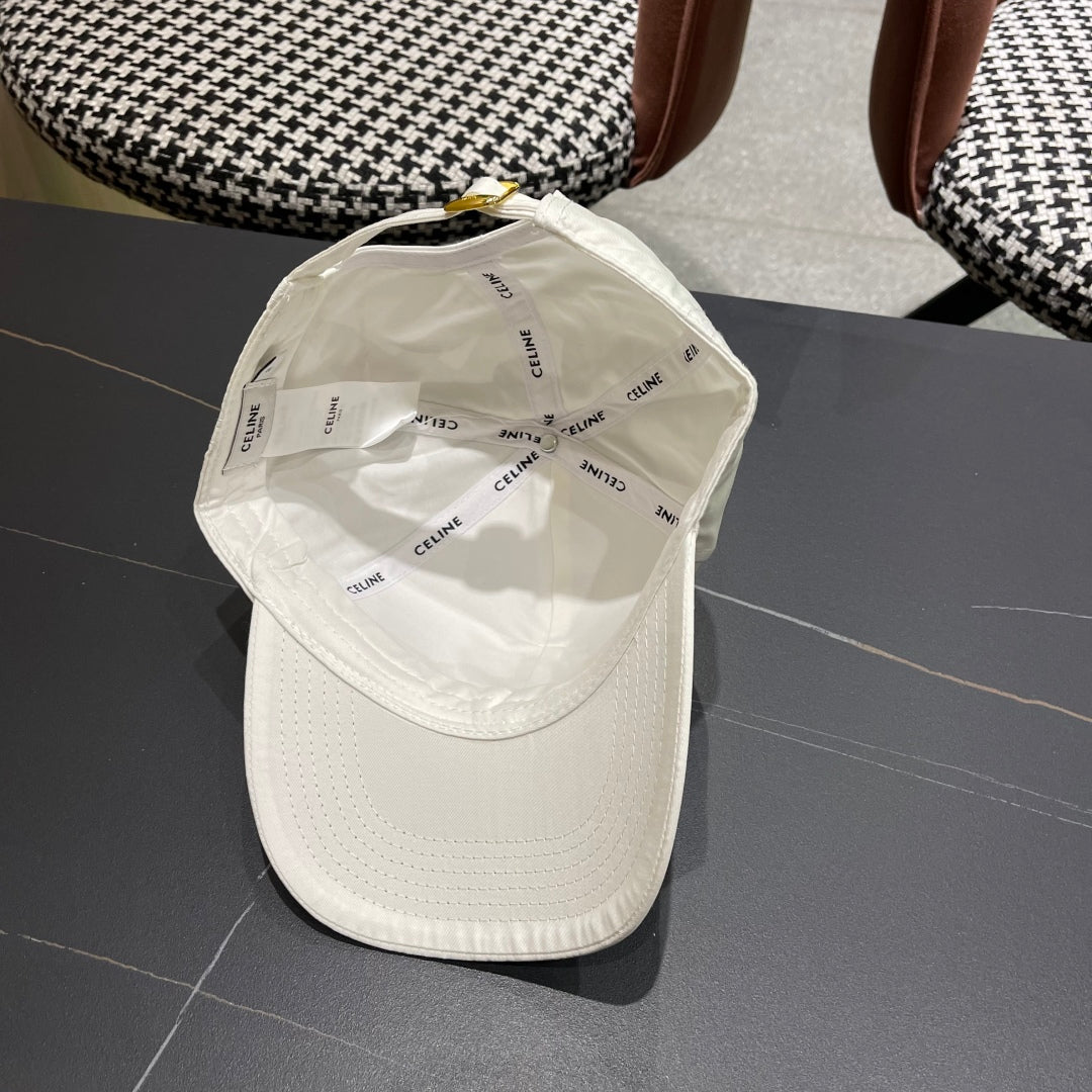 CELINE BASEBALL CAP MODEL 650288 IN WHITE FABRIC