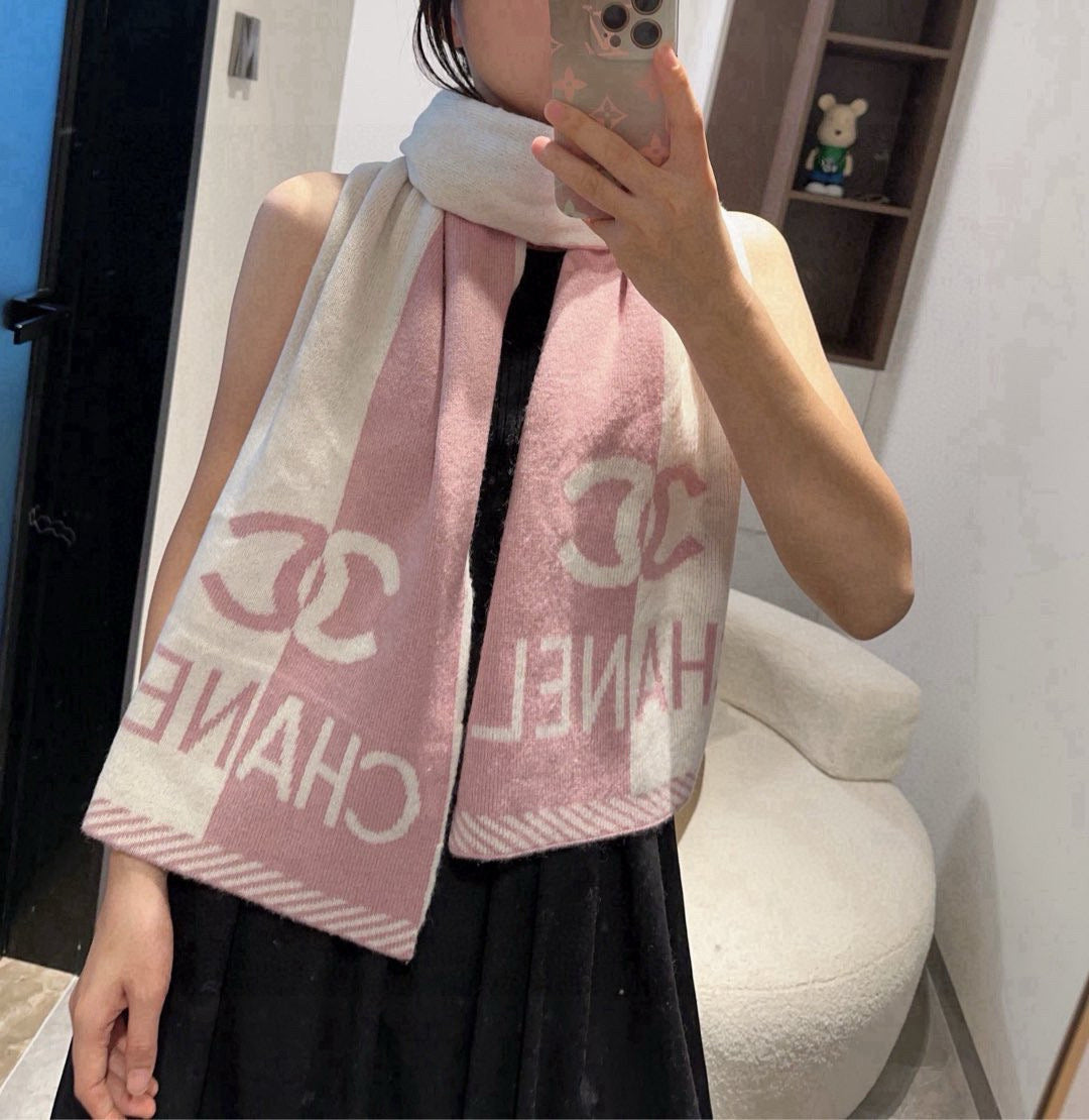CHANEL 25S SCARF 180 IN CASHMERE 932416