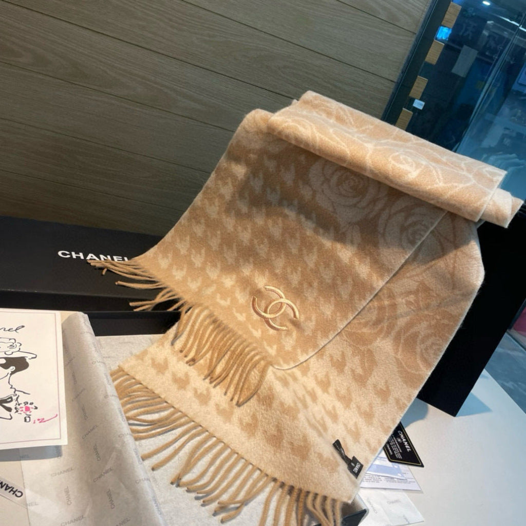 CHANEL 25S SCARF 180 CM IN CASHMERE 942938