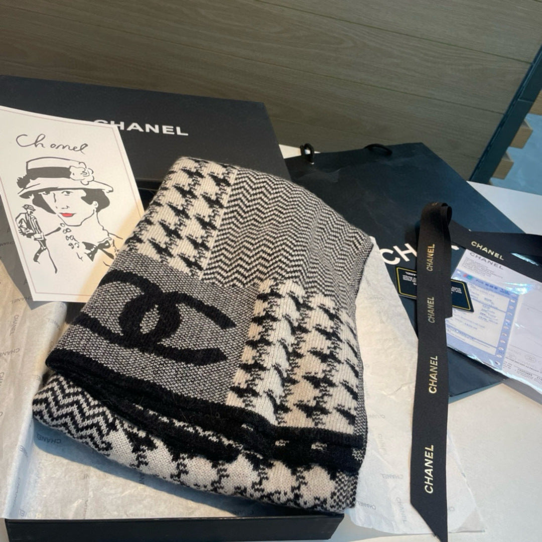 CHANEL 25S SCARF 190 CM IN CASHMERE 942958