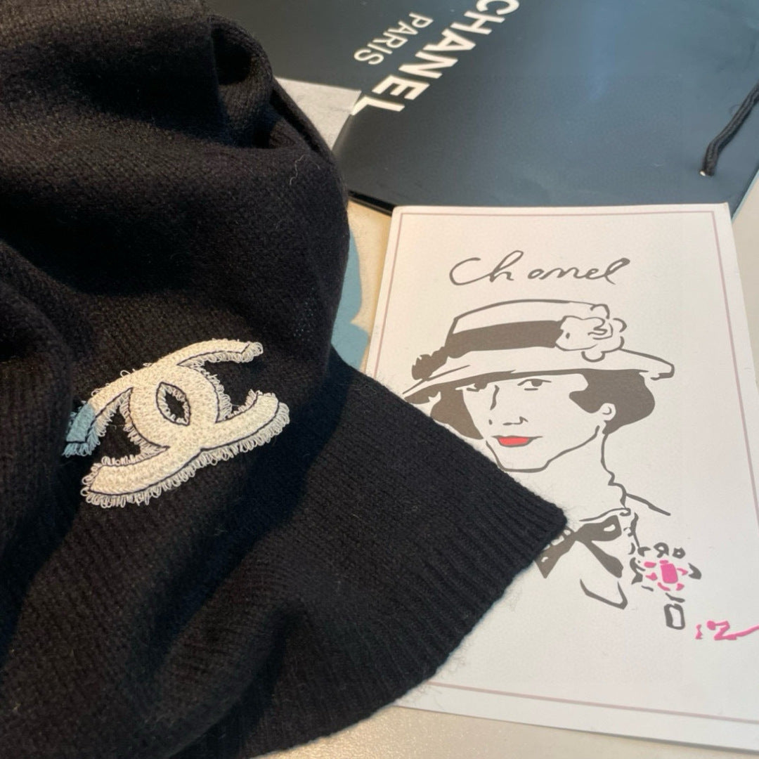 CHANEL 25S SCARF 200 IN WOOL 989888