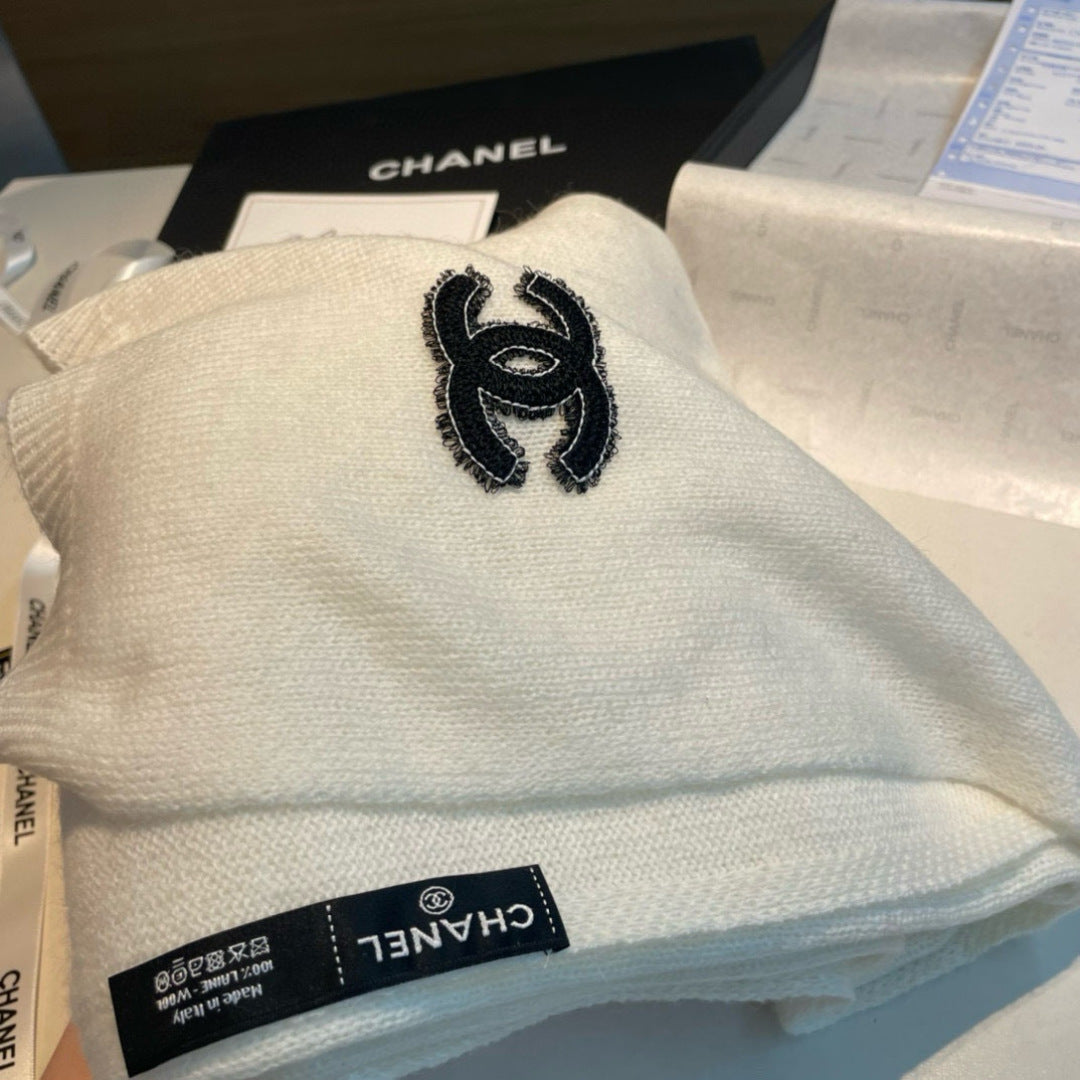 CHANEL 25S SCARF 200 IN WOOL 989889