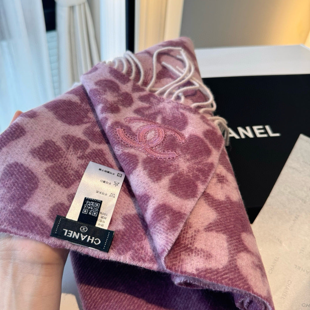 CHANEL 25S SCARF 180 IN CASHMERE 989898