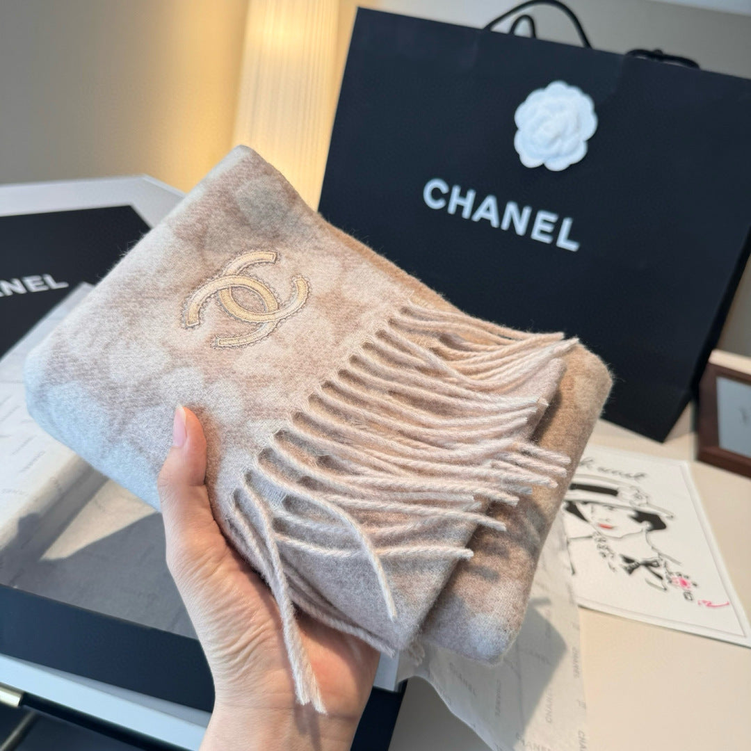 CHANEL 25S SCARF 180 IN CASHMERE 989899