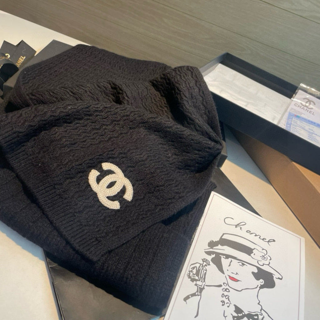 CHANEL 25S SCARF 200 IN CASHMERE 932412