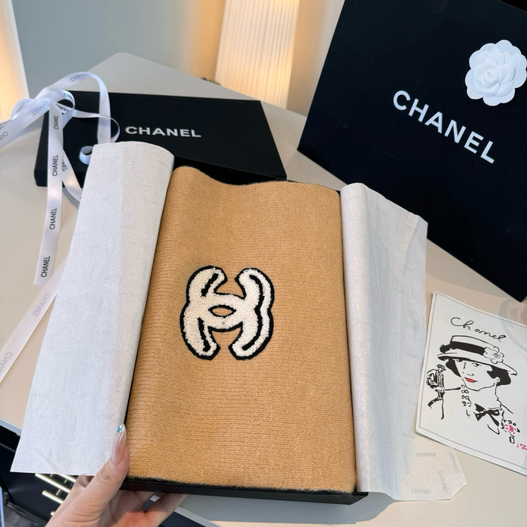 CHANEL 25S SCARF 180 CM IN CASHMERE 944018