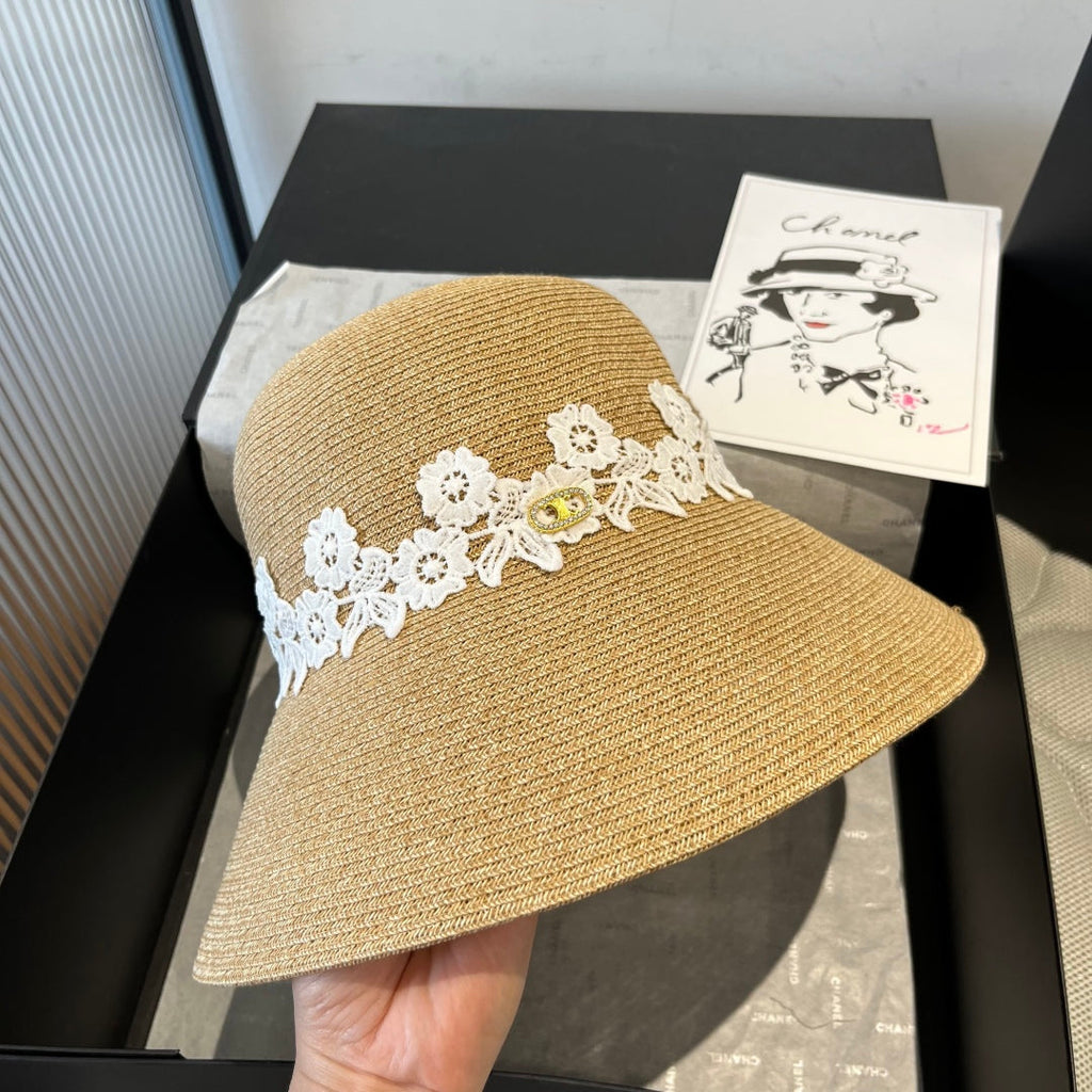 CELINE WIDE BRIM HAT MODEL 652030 IN WOVEN STRAW