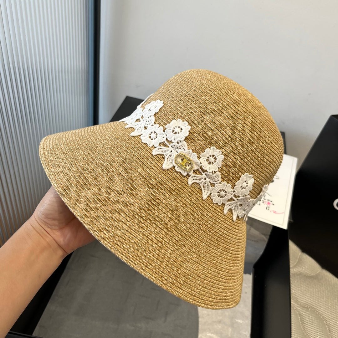 CELINE WIDE BRIM HAT MODEL 652030 IN WOVEN STRAW
