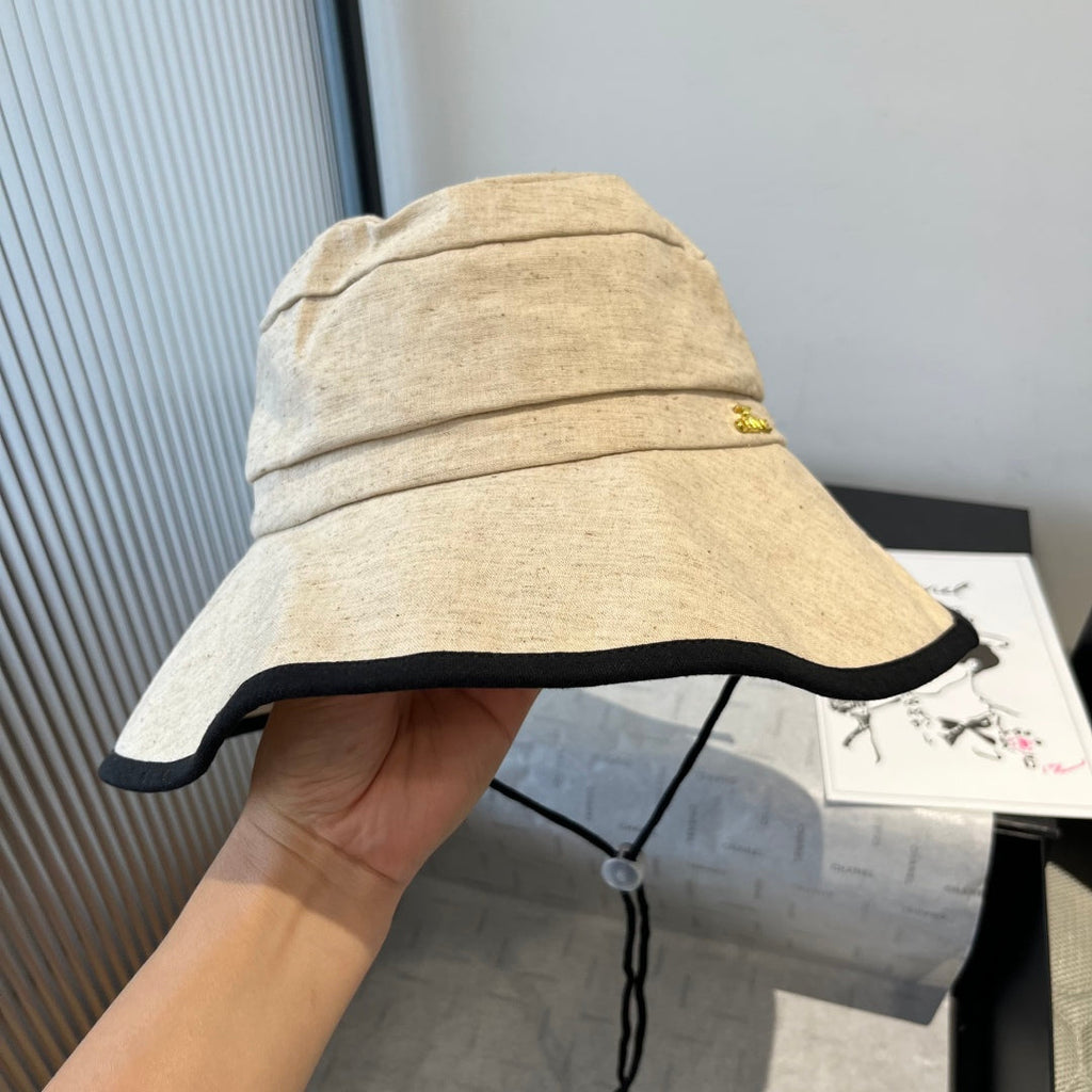 CELINE BUCKET HAT MODEL 651982 IN BEIGE SLUB FABRIC