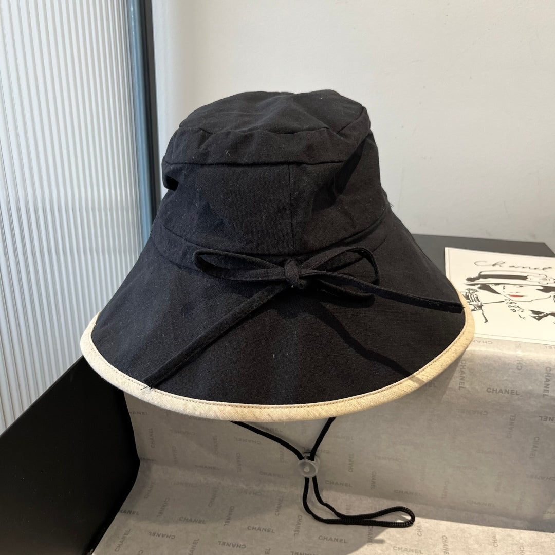 CELINE BUCKET HAT MODEL 651983 IN BLACK SLUB FABRIC