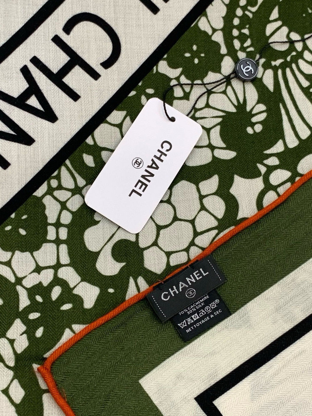 CHANEL 25S SCARF 135 CM IN CASHMERE AND SILK 943314