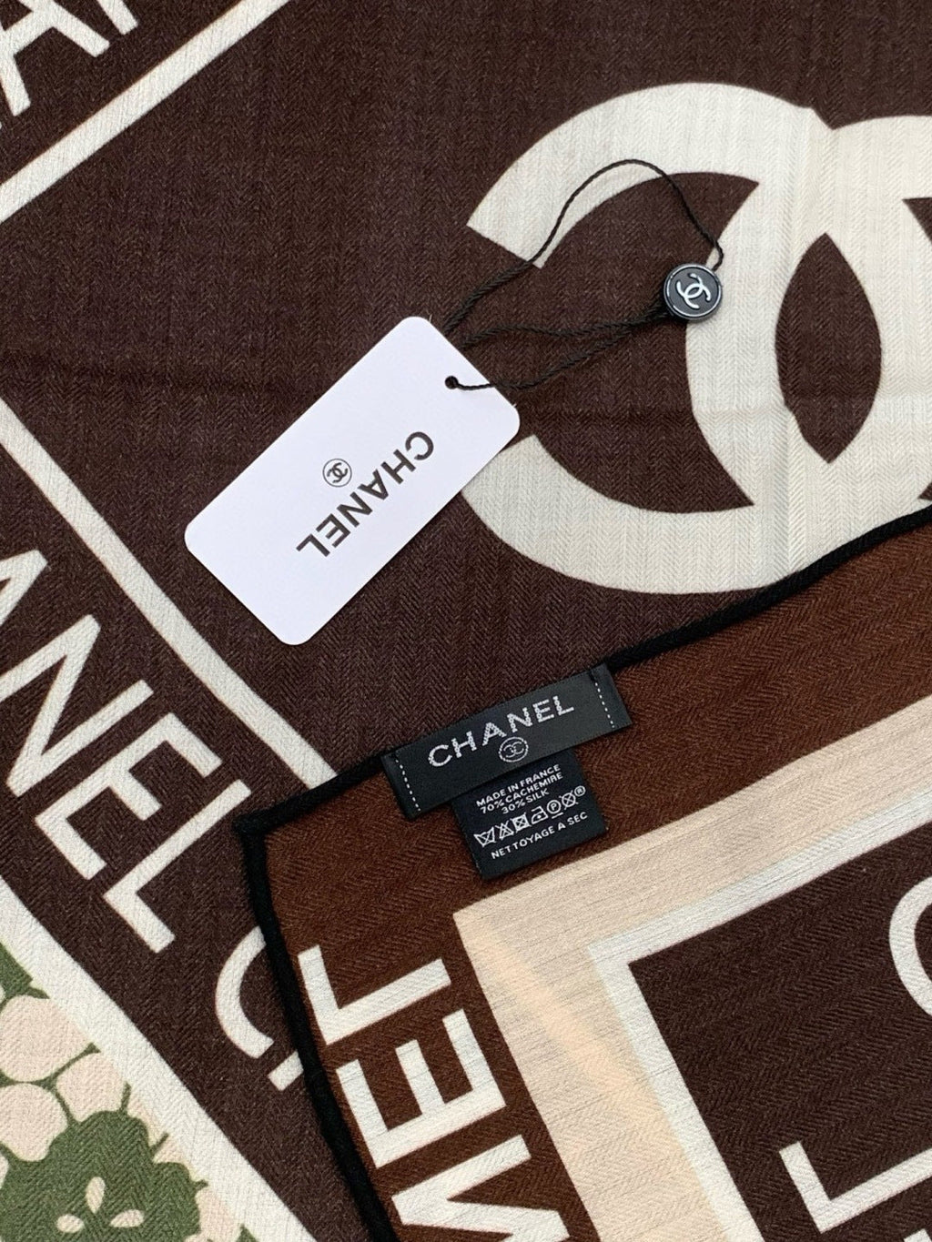 CHANEL 25S SCARF 135 CM IN CASHMERE AND SILK 943318