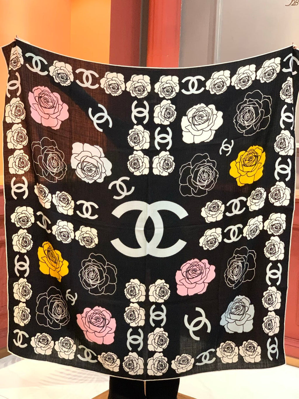 CHANEL 25S SCARF 140 CM IN CASHMERE AND SILK 943336